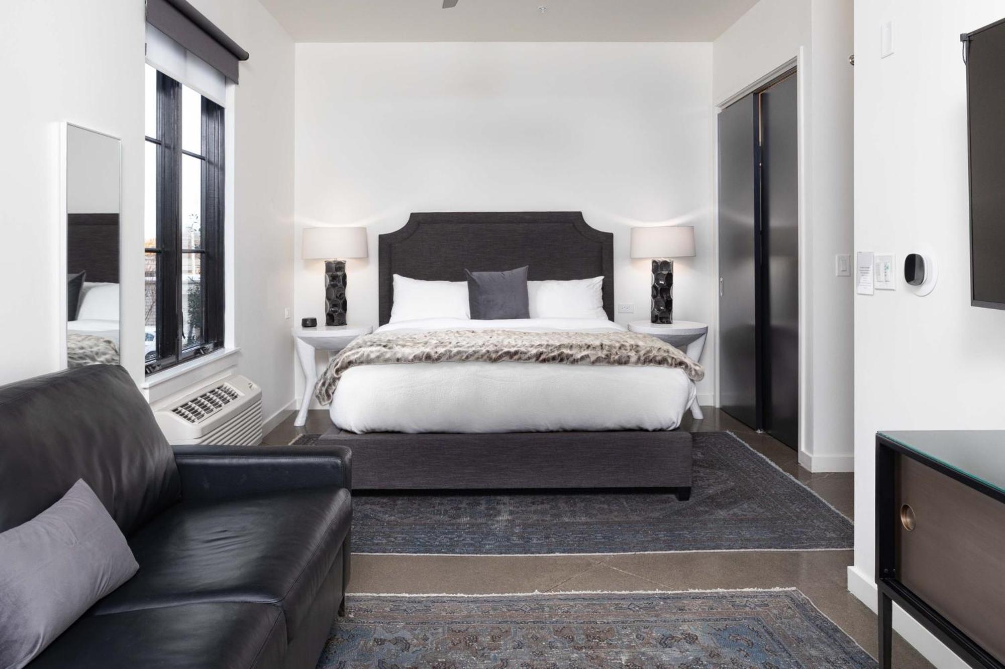 121 Hotel By Avantstay Chic Modern Hotel In Nashville Bagian luar foto